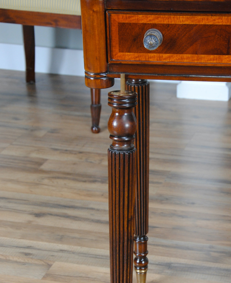 Sheraton Hall Table   Traditional   Console Tables   by Niagara Furniture  Houzz