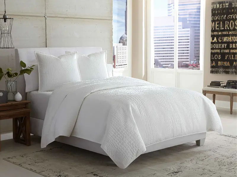 Ashworth Queen White Bedding Collection