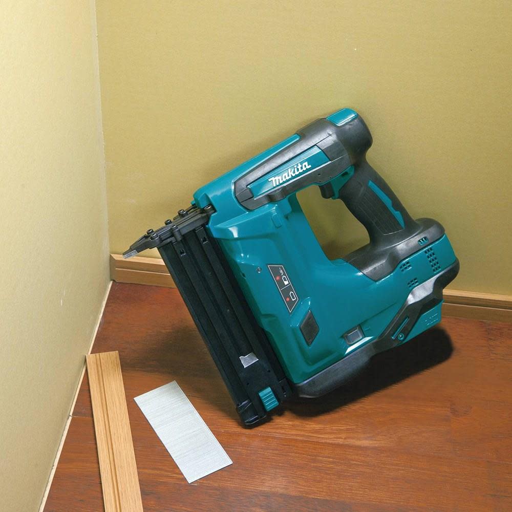 18V LXT Lithium-Ion Cordless 2In 18ga Brad Nailer (Tool Only) ;