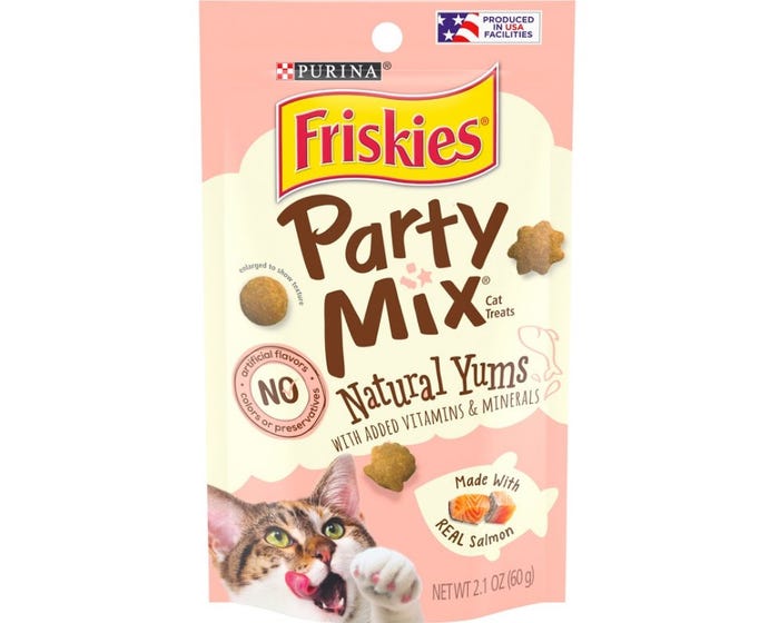 Purina Friskies Party Mix Naturals with Real Salmon Cat Treats， 2.1 oz. Pouch