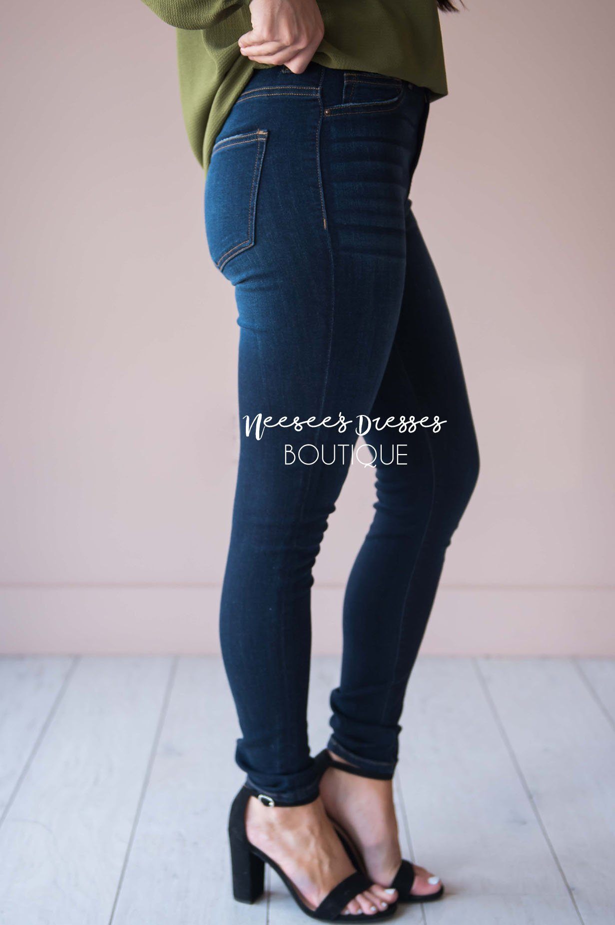 High Rise Dark Wash Skinny Jean