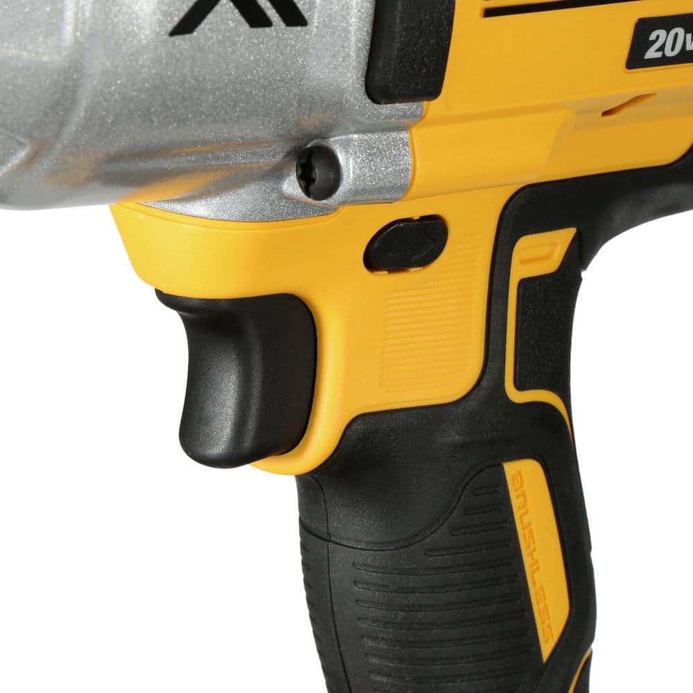 DEWALT 20V MAX XR Cordless Brushless 1/2 in. High Torque Impact Wrench with Detent Pin Anvil and (1) 20V 4.0Ah Battery DCF899M1