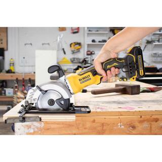 DW ATOMIC 20V MAX Cordless Brushless 4-12 in. Circular Saw and ((1) 20V MAX Compact Lithium-Ion 2.0Ah Battery DCS571BWDCB203