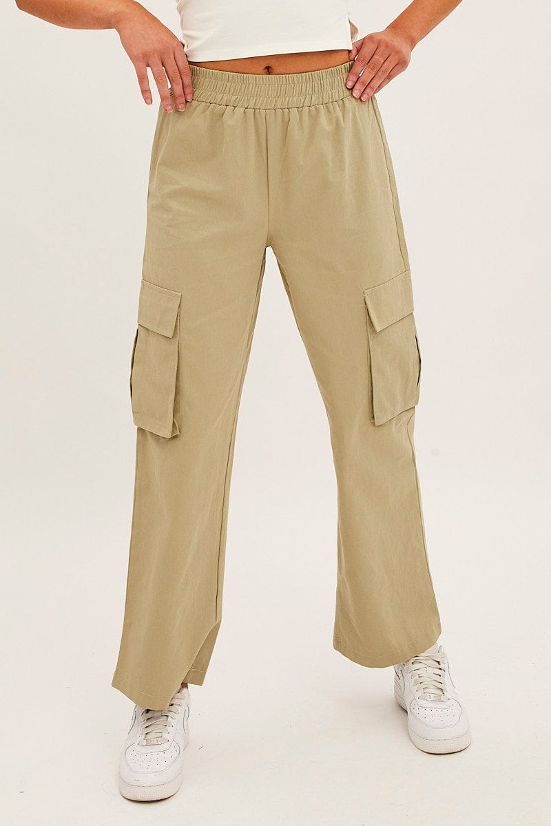 Green Elastic Waist High Rise Wide Leg Cargo Pants