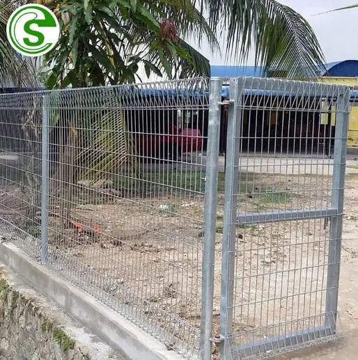 Roll Top BRC Fence Bending Decorative Outdoor Wire Mesh Fence School Supplies Powder Coated Customized Good Quality Fence