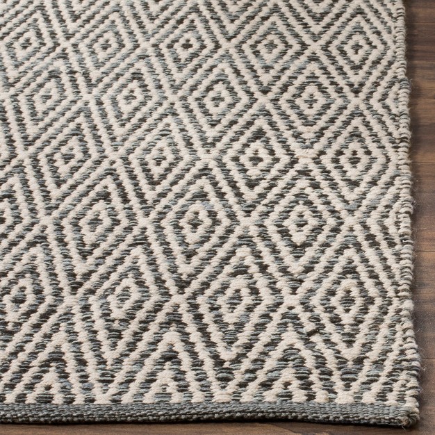 Montauk Mtk414 Hand Woven Area Rug Safavieh