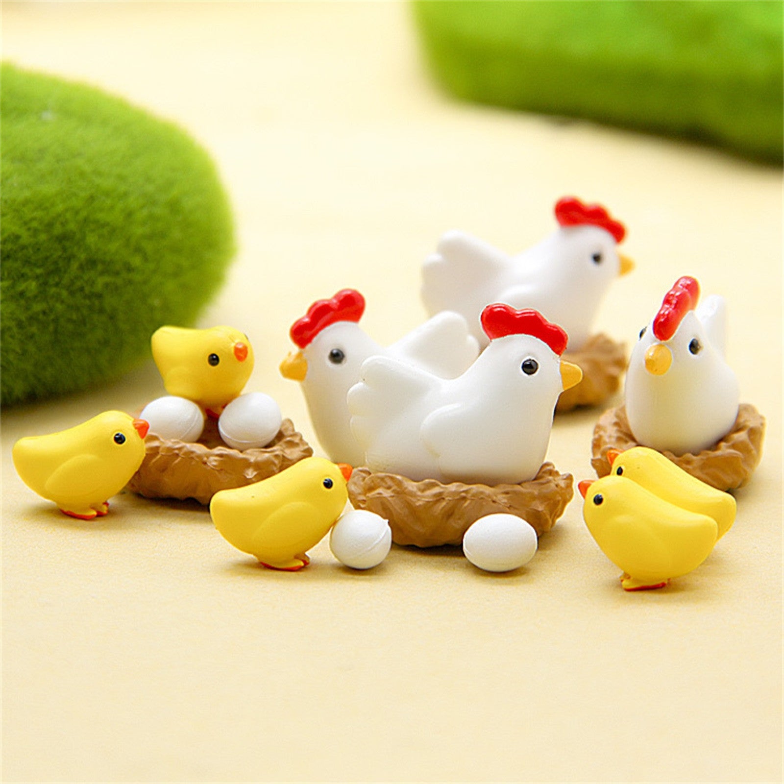 WANYNG Miniature Retro Wooden Chicken Coop Mini Family Chicken Hen Chick Egg Chicken Nest Ornament Micro Landscapes Fairy Garden Decor