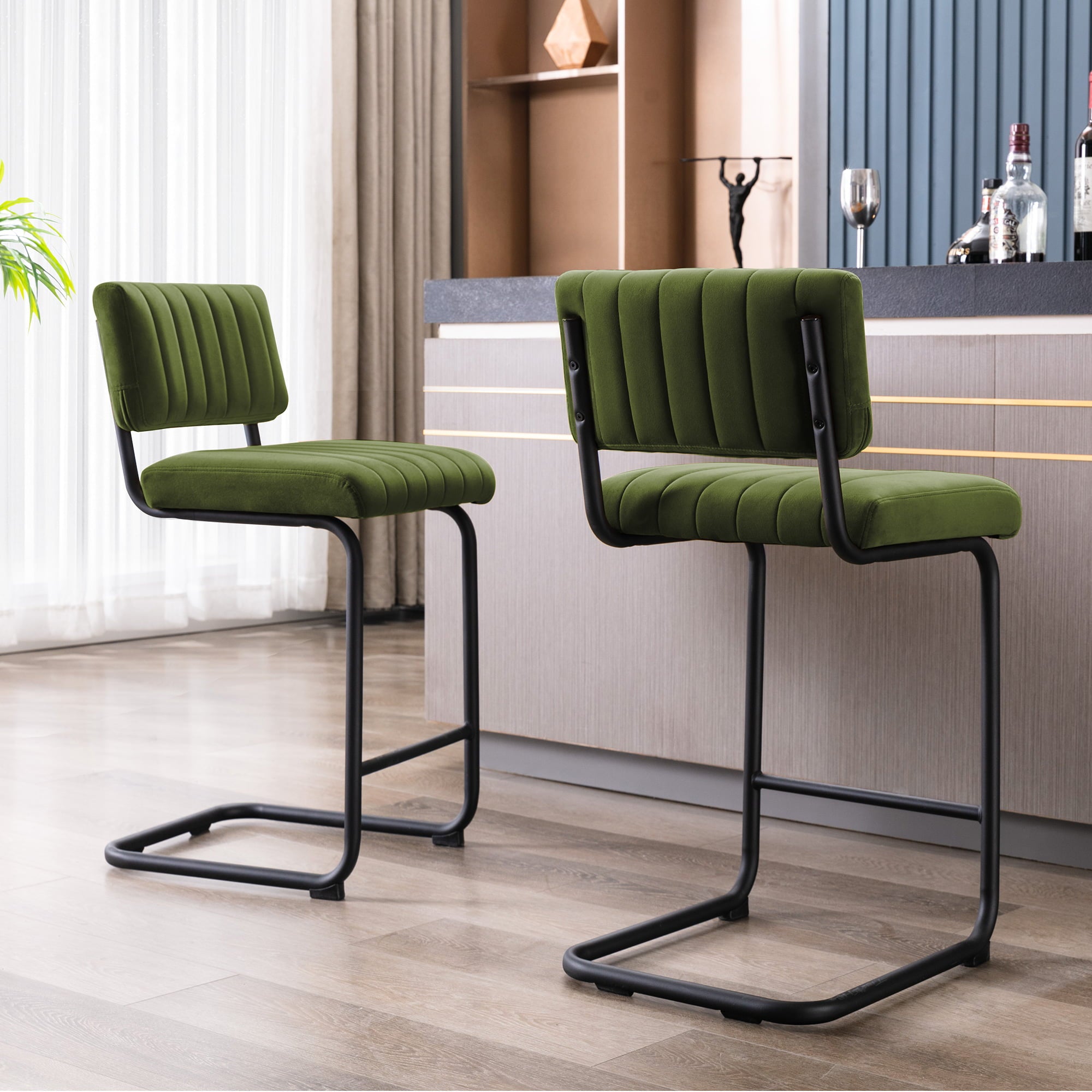 Zesthouse 24 Velvet Counter Stools Set of 2， Modern Counter Height Bar Stools with Back and Black Metal Base， Green