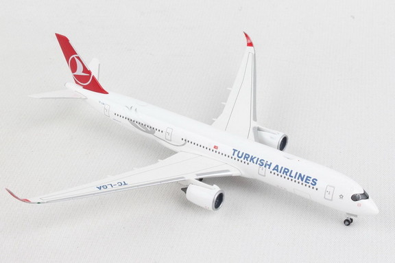 Herpa Turkish A350 900 1/500  HE535465