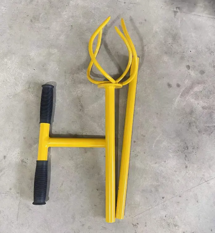 Hand Tiller Garden Claw Twist Tiller