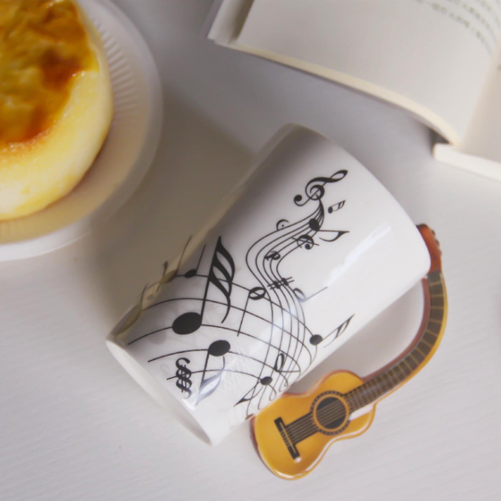 Creative Novelty Guitar Handle Ceramic Cup Free Spectrum Coffee Milk Tea Cup Personality Mug Unique