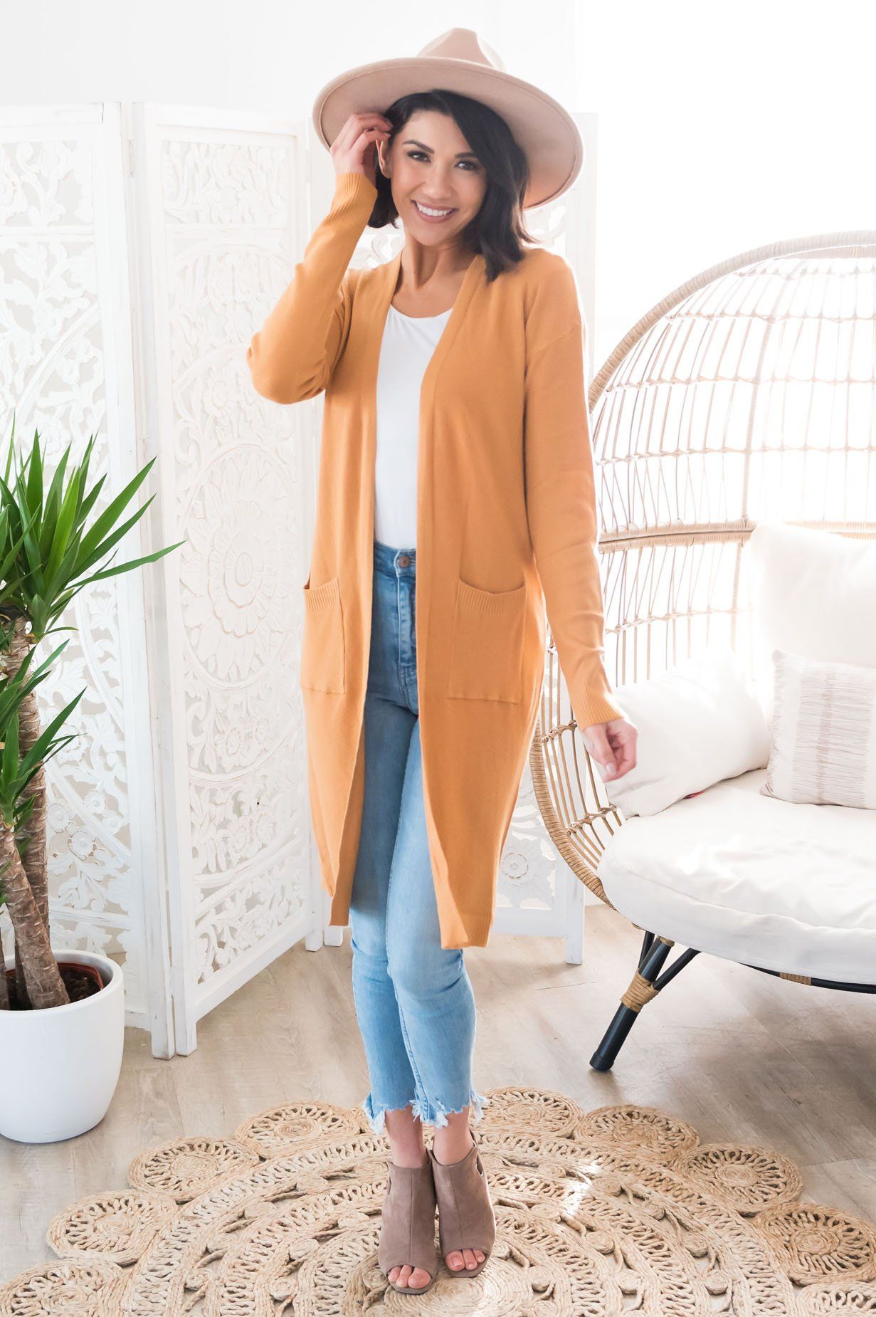 Simple Staple Modest Duster