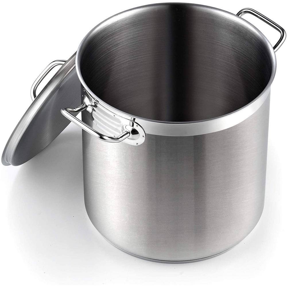 Cooks Standard Professional Grade 11 qt. Stainless Steel Stock Pot with Lid 02615