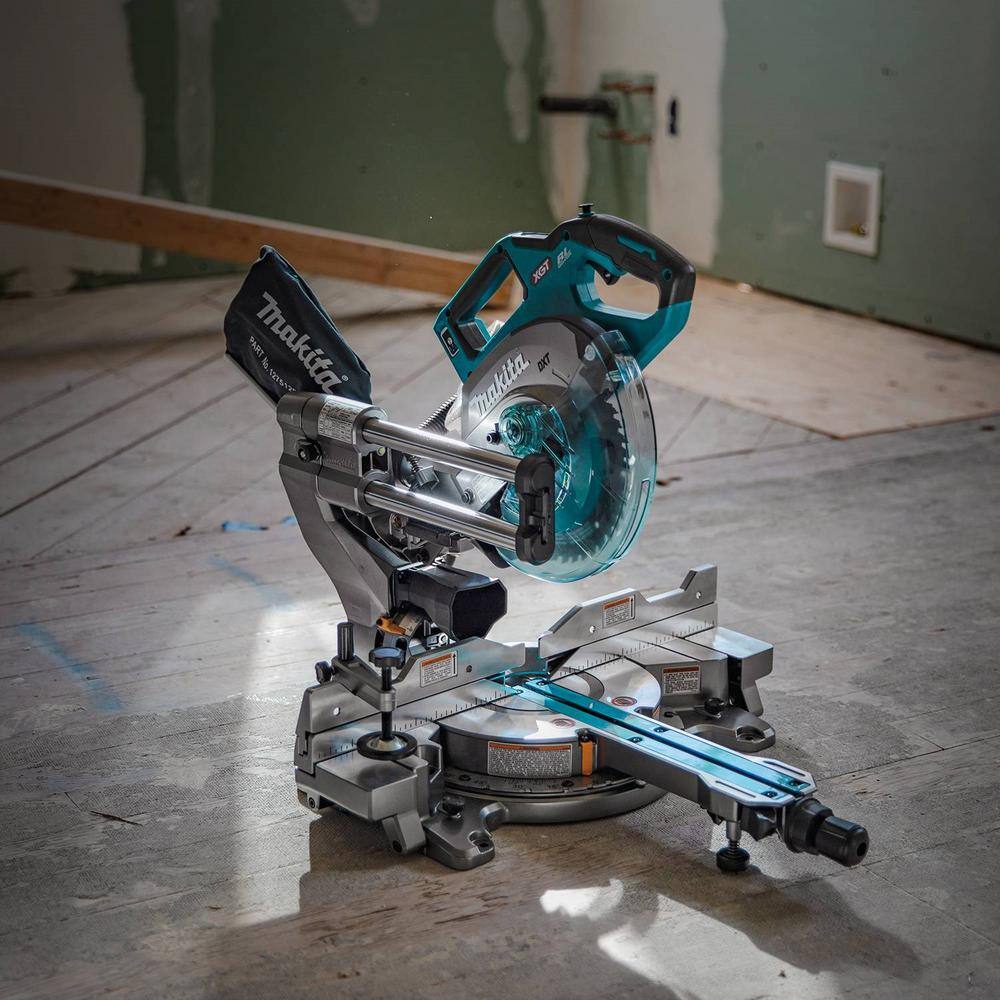 Makita 40V Max XGT Brushless Cordless 8-12 in. Dual-Bevel Sliding Compound Miter Saw AWS Capable (Tool Only) GSL02Z