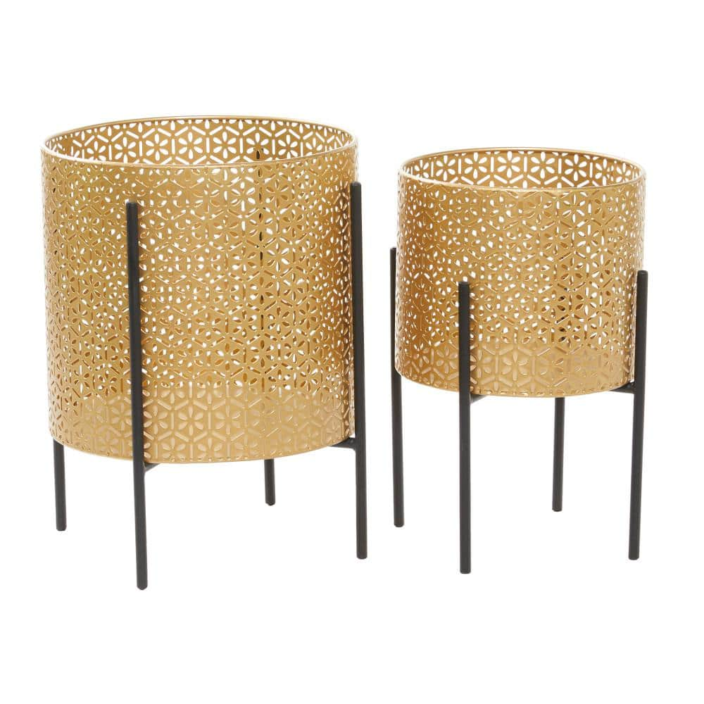 CosmoLiving by Cosmopolitan 15in. Medium Gold Metal Indoor Outdoor Planter with Removable Stand (2- Pack) 73864