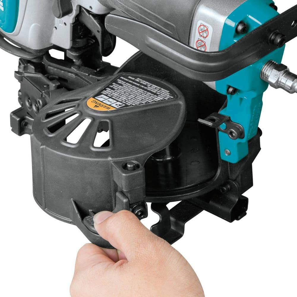 Makita 15 Degree 1-3/4 in. Pneumatic Coil Roofing Nailer AN454