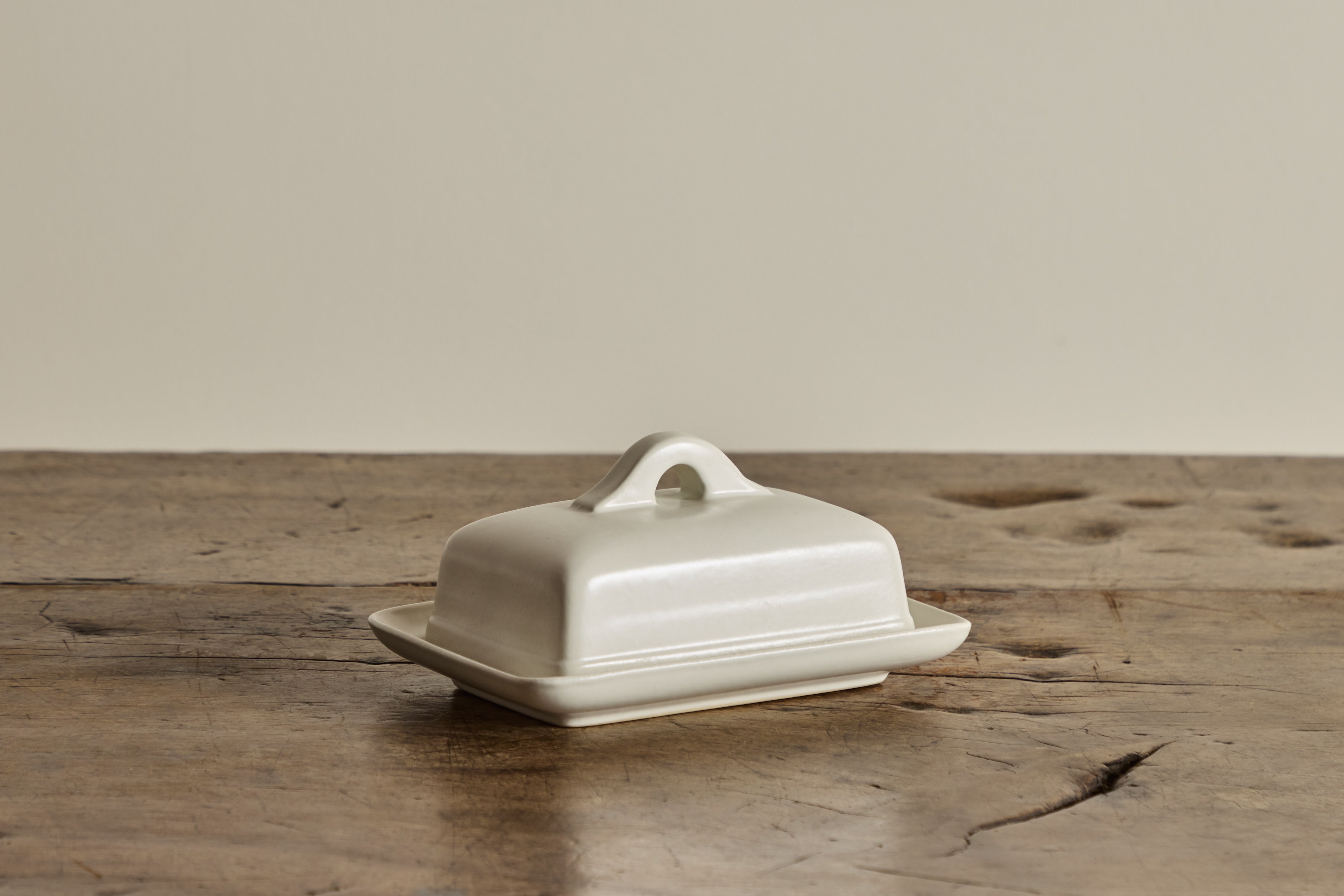 Nickey Kehoe Butter Dish in Cream