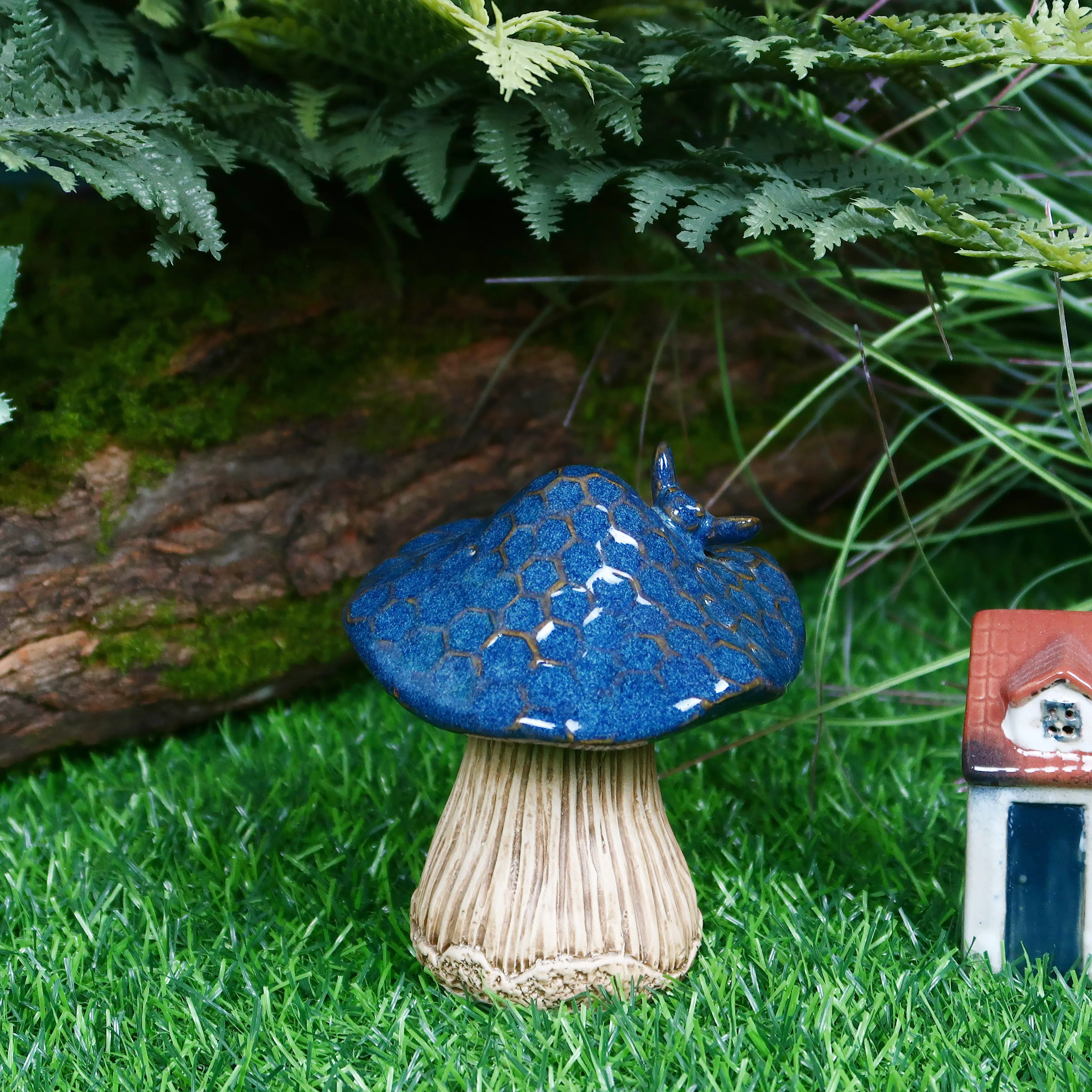 Wholesale courtyard ceramic craft mushroom ornament outdoor green plant garden set wedding decoration ceramic mushroom