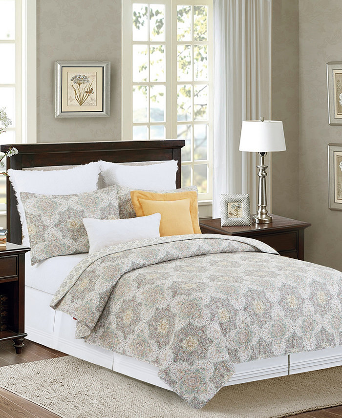 CandF Home Elaina Quilt Set Collection