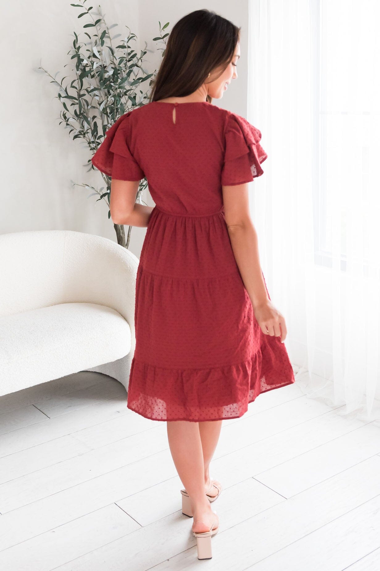 Amy Swiss Dot Short Sleeve Midi Dress – Cranberry