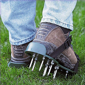 Fyeme Lawn Aerator Spike Shoes 3 Straps With Strong Metal Buckle Heavy Duty Spikes Foot Sandal Setfor Aerating Your Lawn or Yard