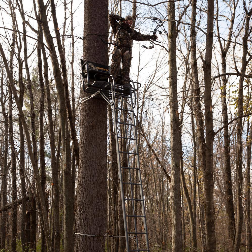 RIVERS EDGE Lockdown 21 ft. 2-Man Ladder Treestand LD202E