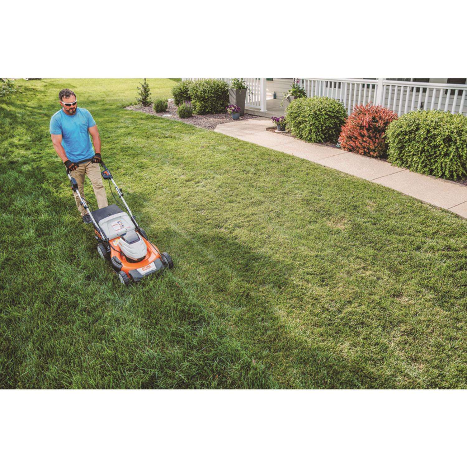 STIHL RMA 510 V 21 in. 36 V Battery Self-Propelled Lawn Mower Kit (Battery and Charger)