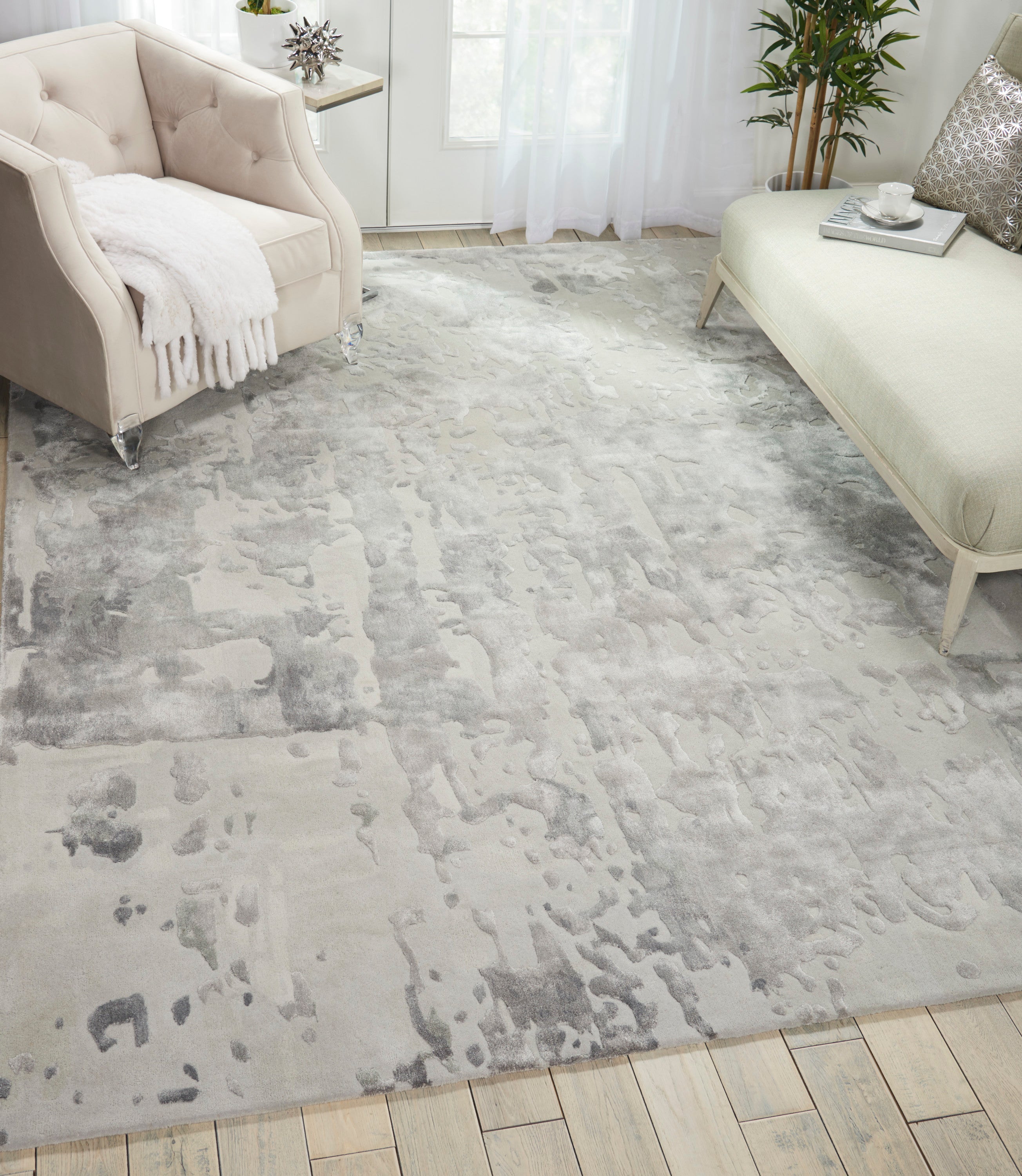 Prismatic Silver/Grey Rug