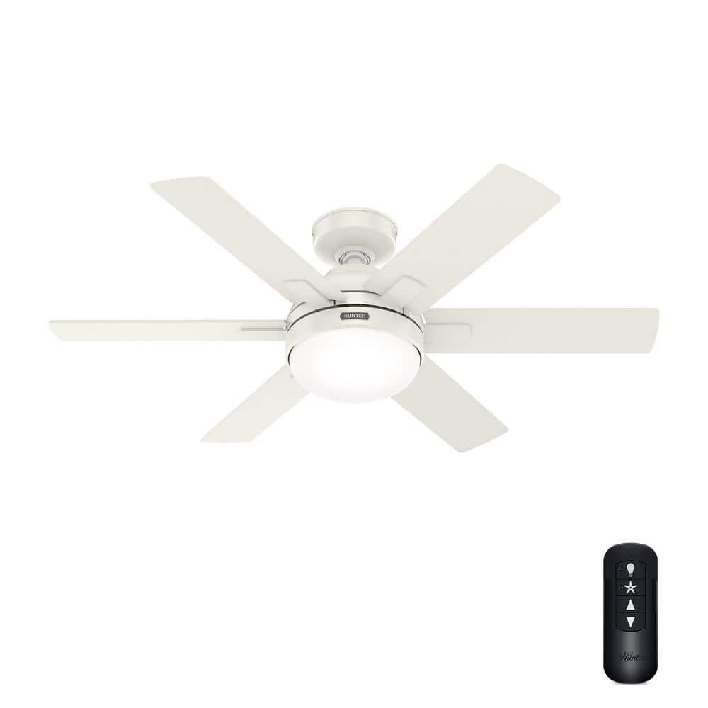 Hunter Hardaway 44 in Indoor Fresh White Ceiling Fan with Light Kit and Remote