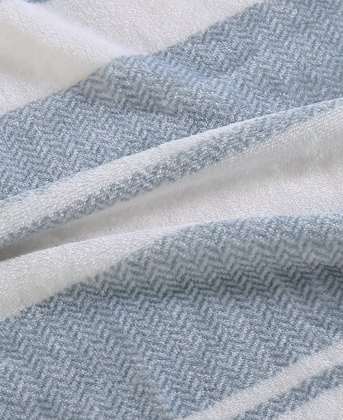 Eddie Bauer Stones Stripe Ultra Soft Plush Blanket， Twin