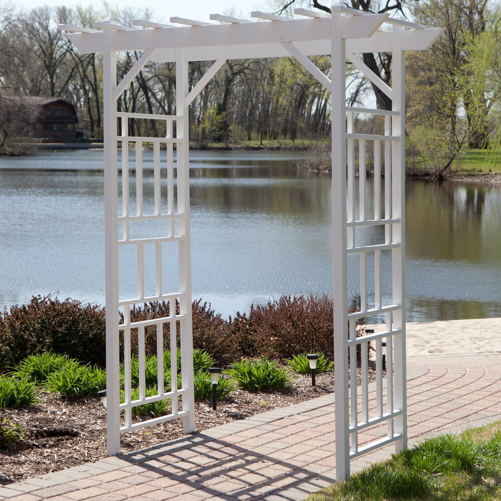 DuraTrel Wellington 50" x 28" x 82" White Vinyl Arbor