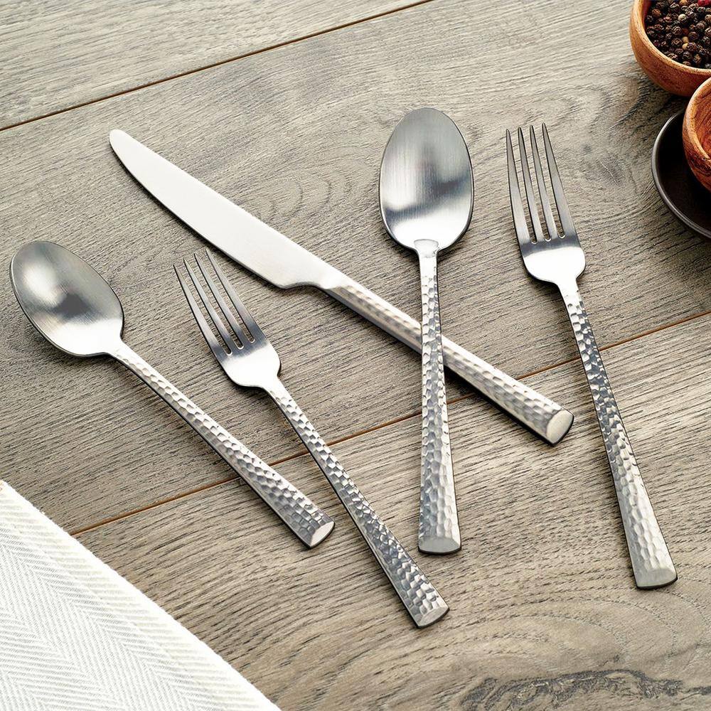 Skandia Vale Hammered 20 Piece 180 Stainless Steel Flatware Set (Service for 4) Forged SFF18N20SB