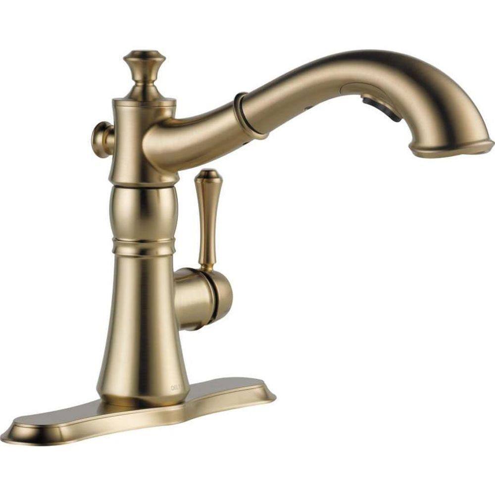 Delta Cassidy Single-Handle Pull-Out Sprayer Kitchen Faucet In Champagne Bronze 4197-CZ-DST