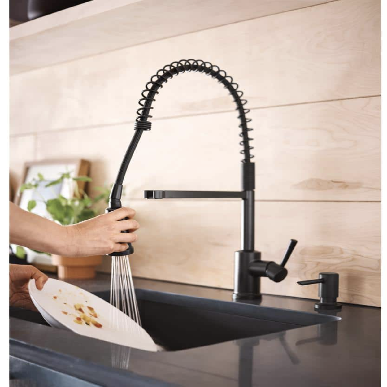 Moen Indi Single-Handle Pre-Rinse Spring Pulldown Sprayer Kitchen Faucet with Power Clean in Matte Black