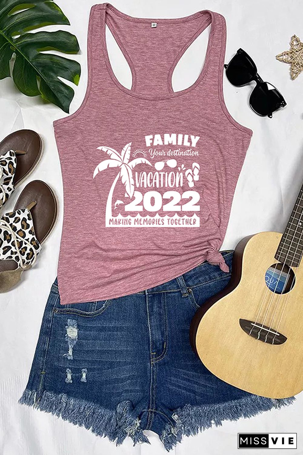 Family Vacation 2022 Graphic Tank Top Wholesale