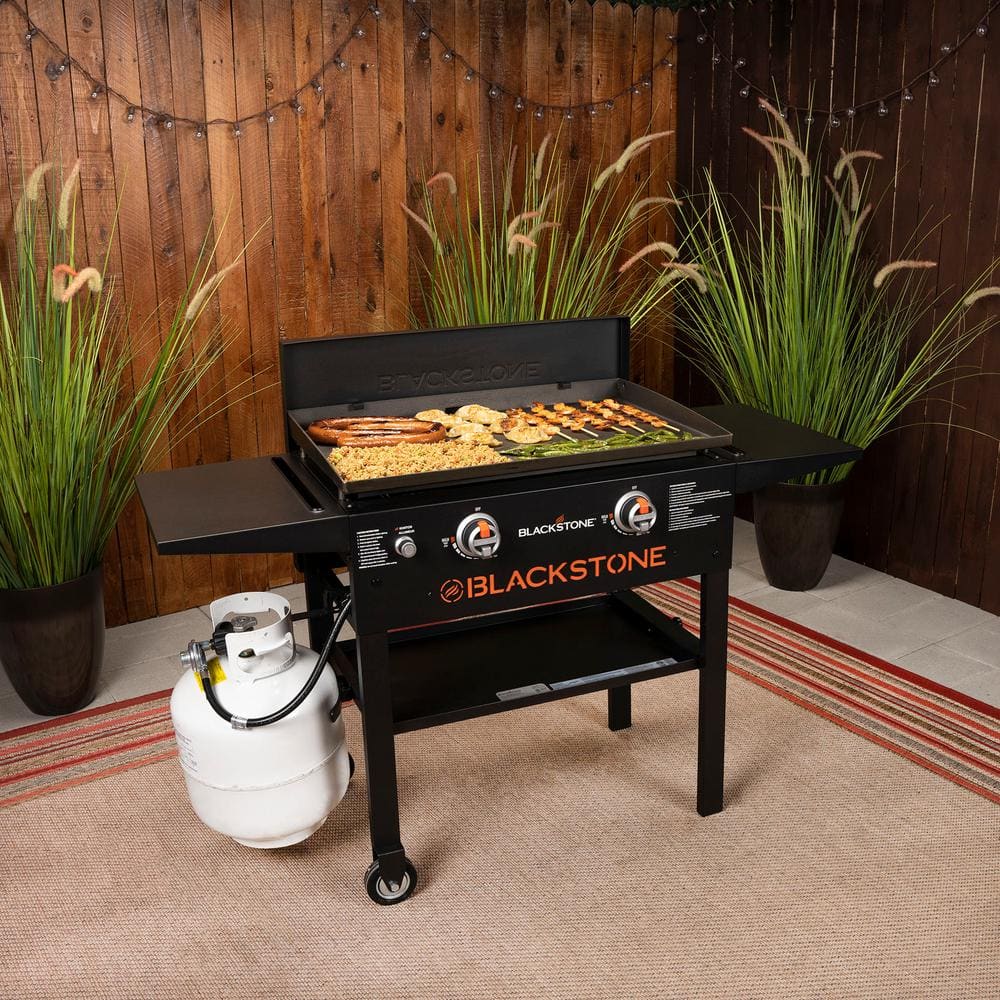 Blackstone 28 in. 2-Burner Propane Gas Griddle (Flat Top Grill) Station in Black with Hard Cover 1924