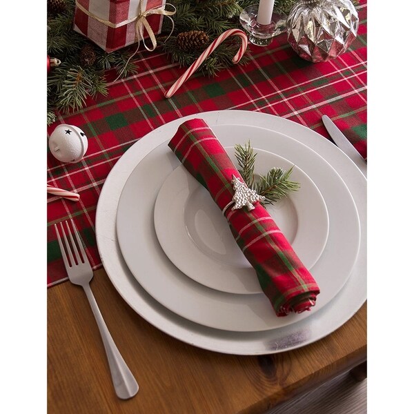 Design Imports Tartan Holly Plaid Table Runner (0.25 inches high x 14 inches wide x 108 inches deep)