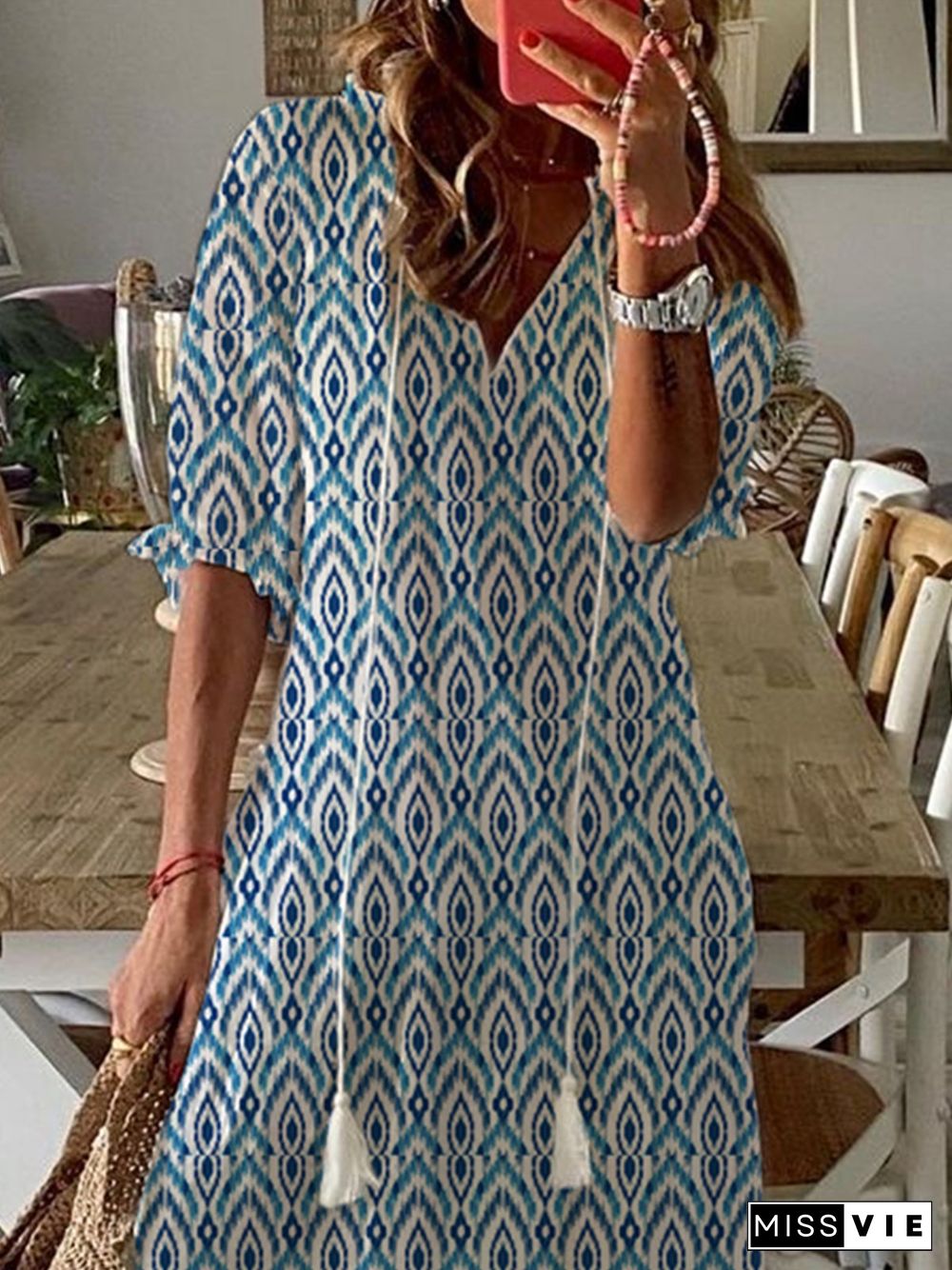 Geometric Half Sleeve V Neck Tassel Plus Size Casual Dresses