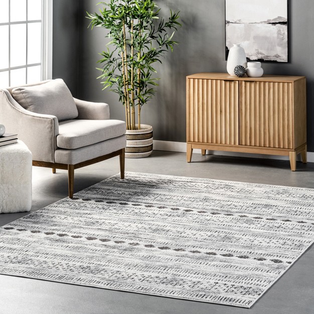 Nuloom Aida Banded Bohemian Area Rug