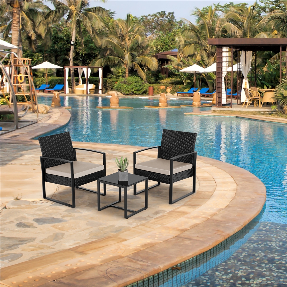 Easyfashion 3-Piece Bistro Set with Rattan Chairs for Outdoor， Multiple Colors