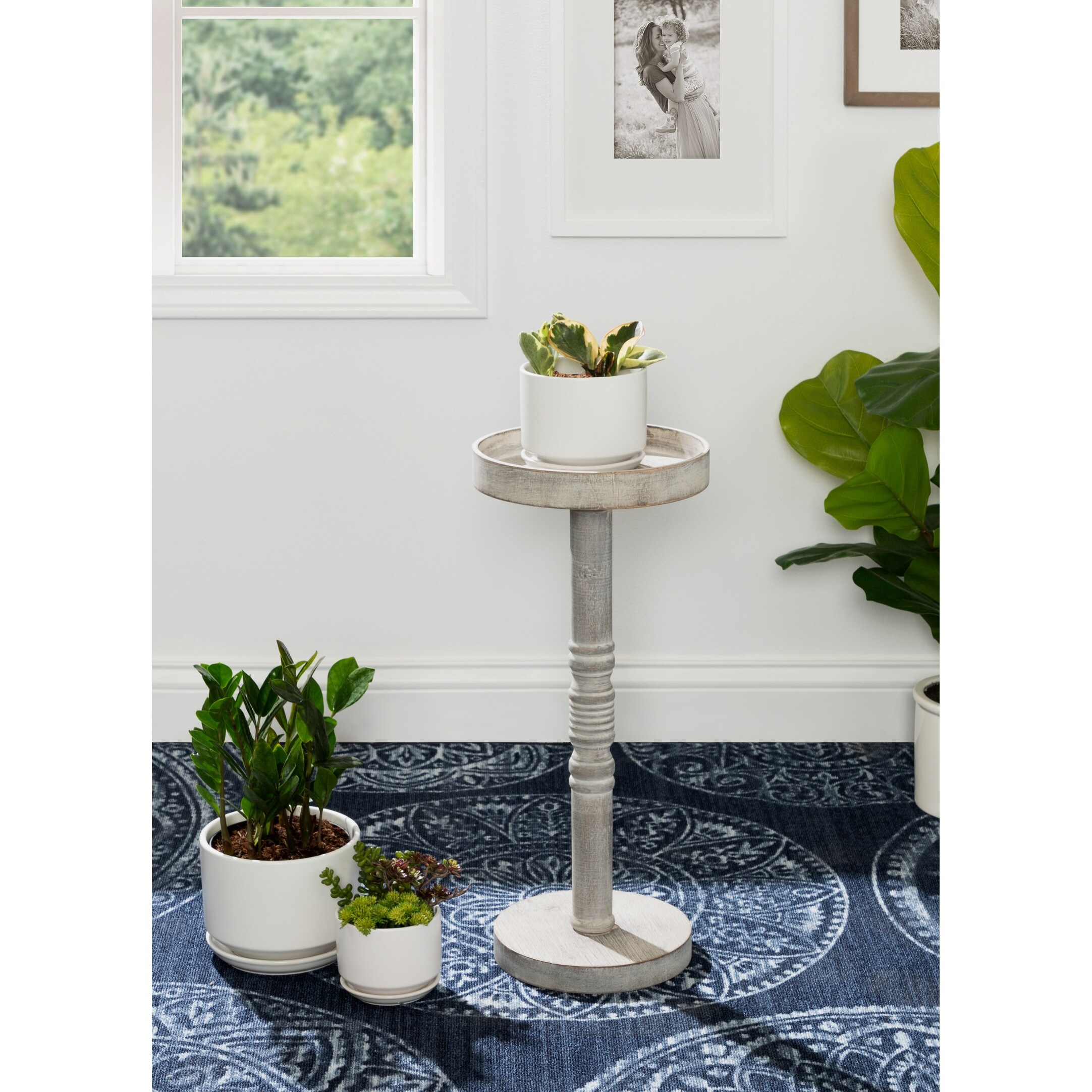 Kate and Laurel Bellport Pedestal End Table - 10x10x22