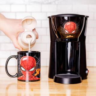 Uncanny Brands Single-Serve Black Marvel Spiderman Coffee Maker with Mug CM-MVC-SM1