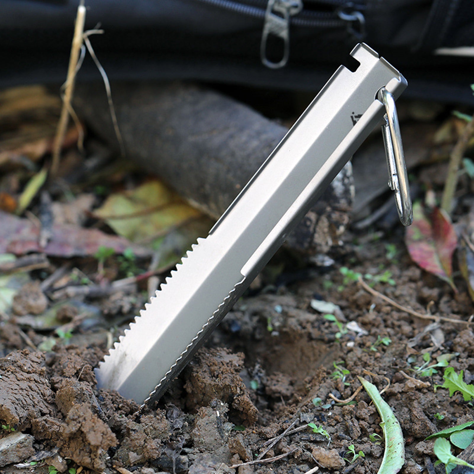 Taruor Taruor Titanium Garden Hand Serrated Shovel Outdoor Camping Hiking Backpacking Trowel with Clip