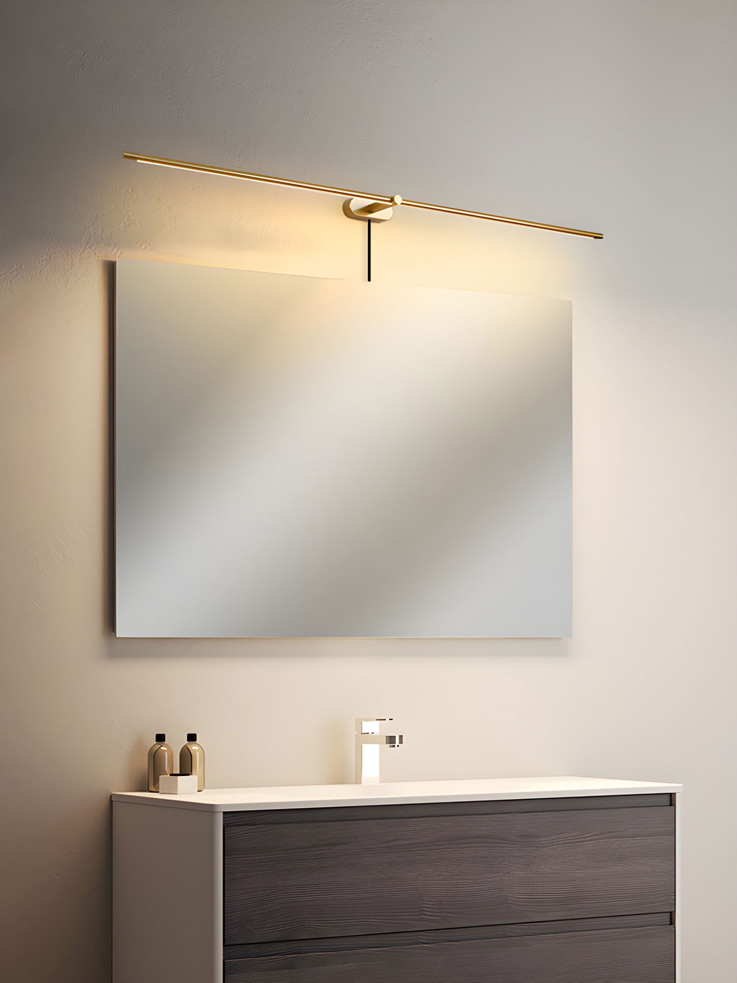 Minimalist Linear Plug-in Wall Lamp