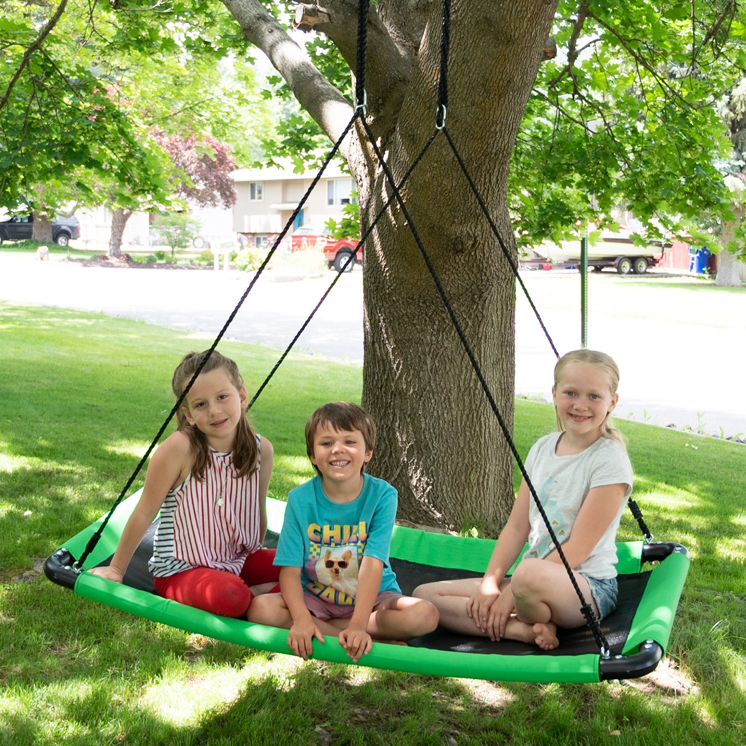 JumpTastic 60in Tree Swing Platform for Kids， Thicken Steel Tube Giant Curved Swing for Swing Set or Tree