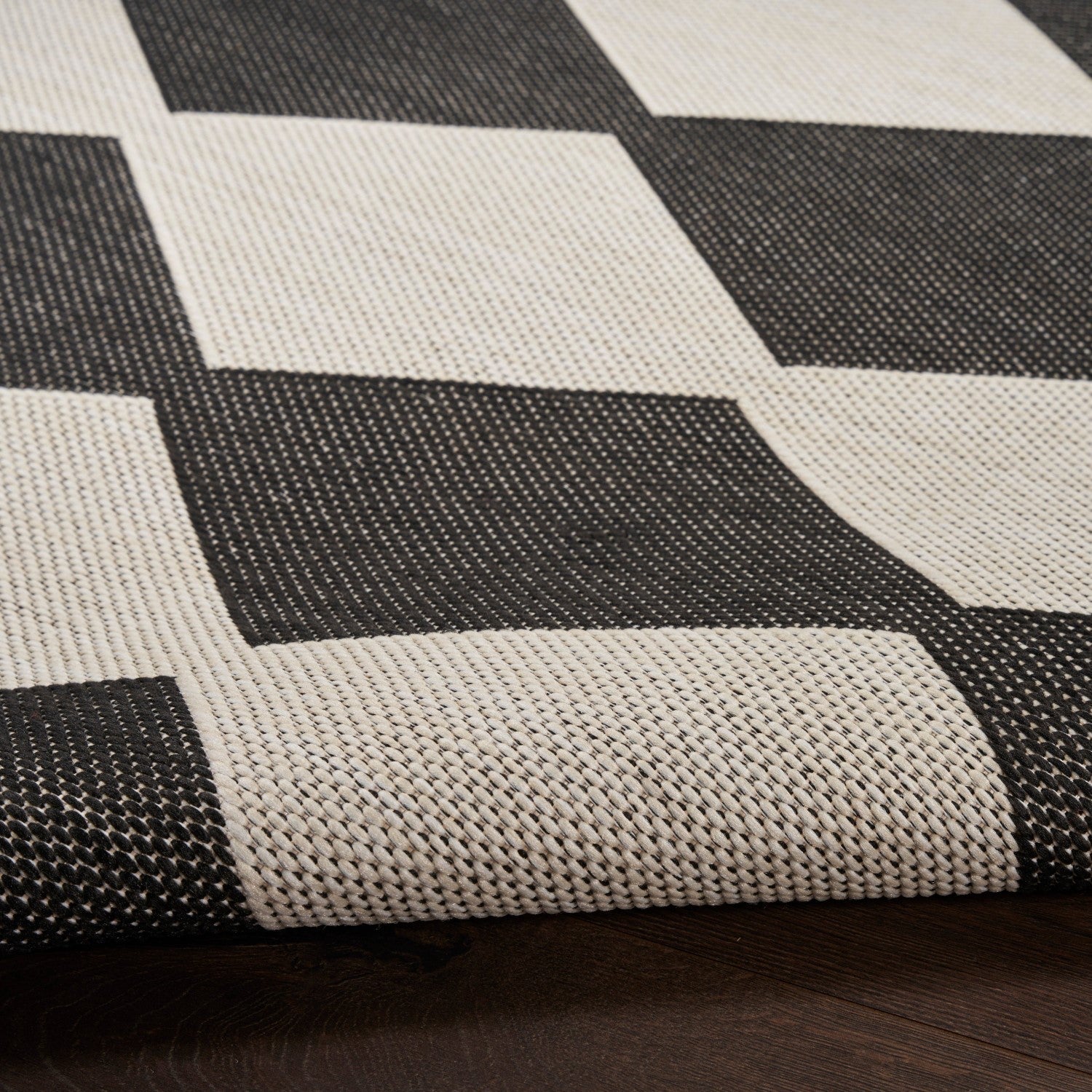 Positano Indoor/Outdoor Black Geometric Rug