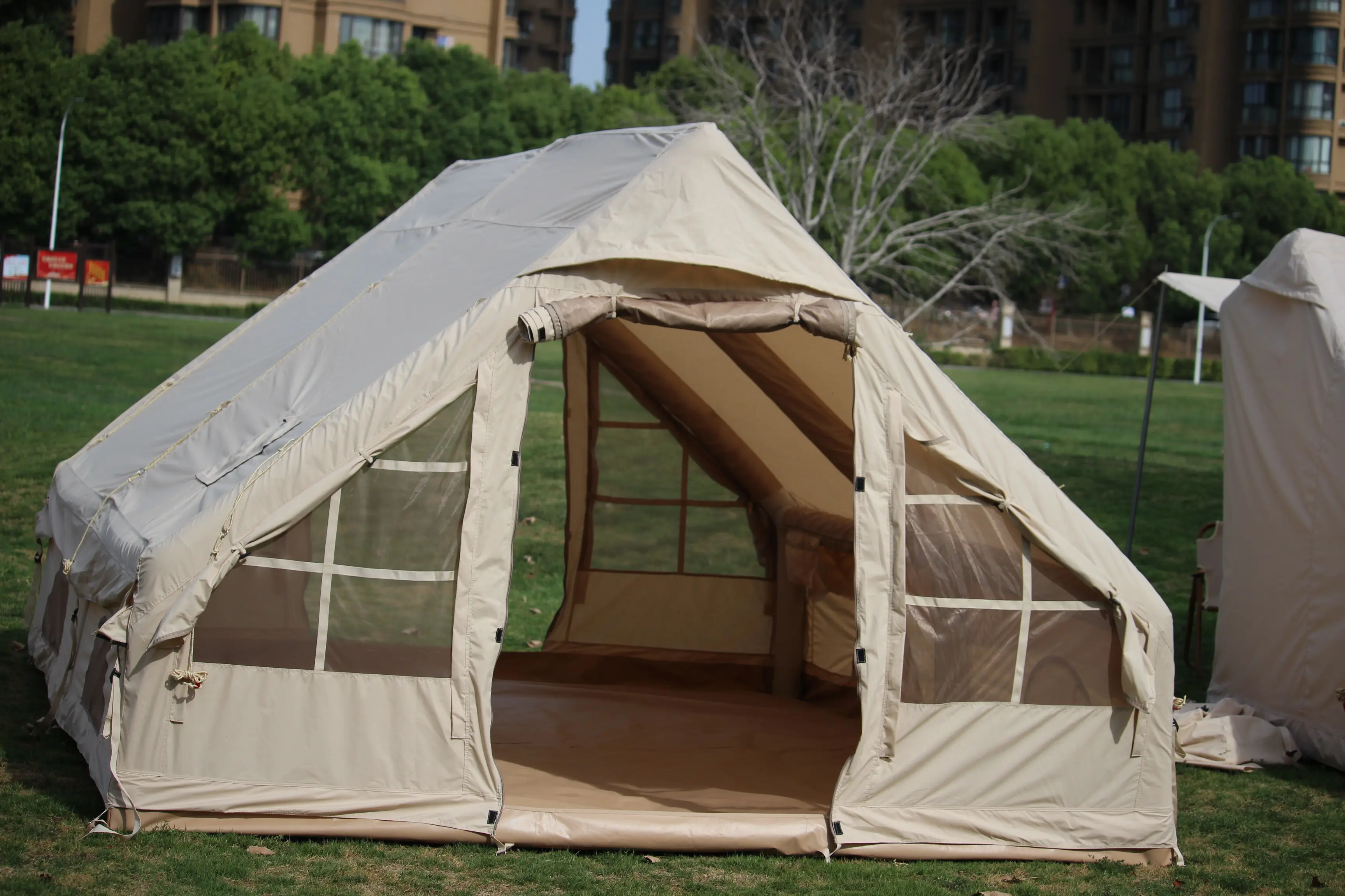 Custom Large Family Party Waterproof Camping Outdoor Air Inflatable Event Tent Inflatable Tent Outdoor Events