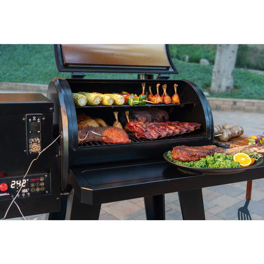 Nexgrill Oakford 1000 Wifi Pellet Grill Smoker in Black 910-05003