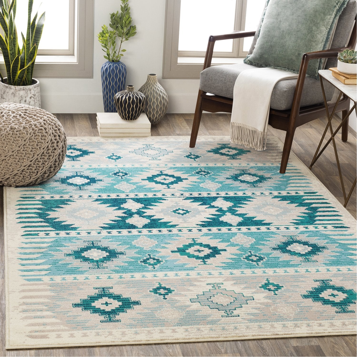 Paramount Rug in Aqua, Teal, Dark Blue, Light Gray, Cream