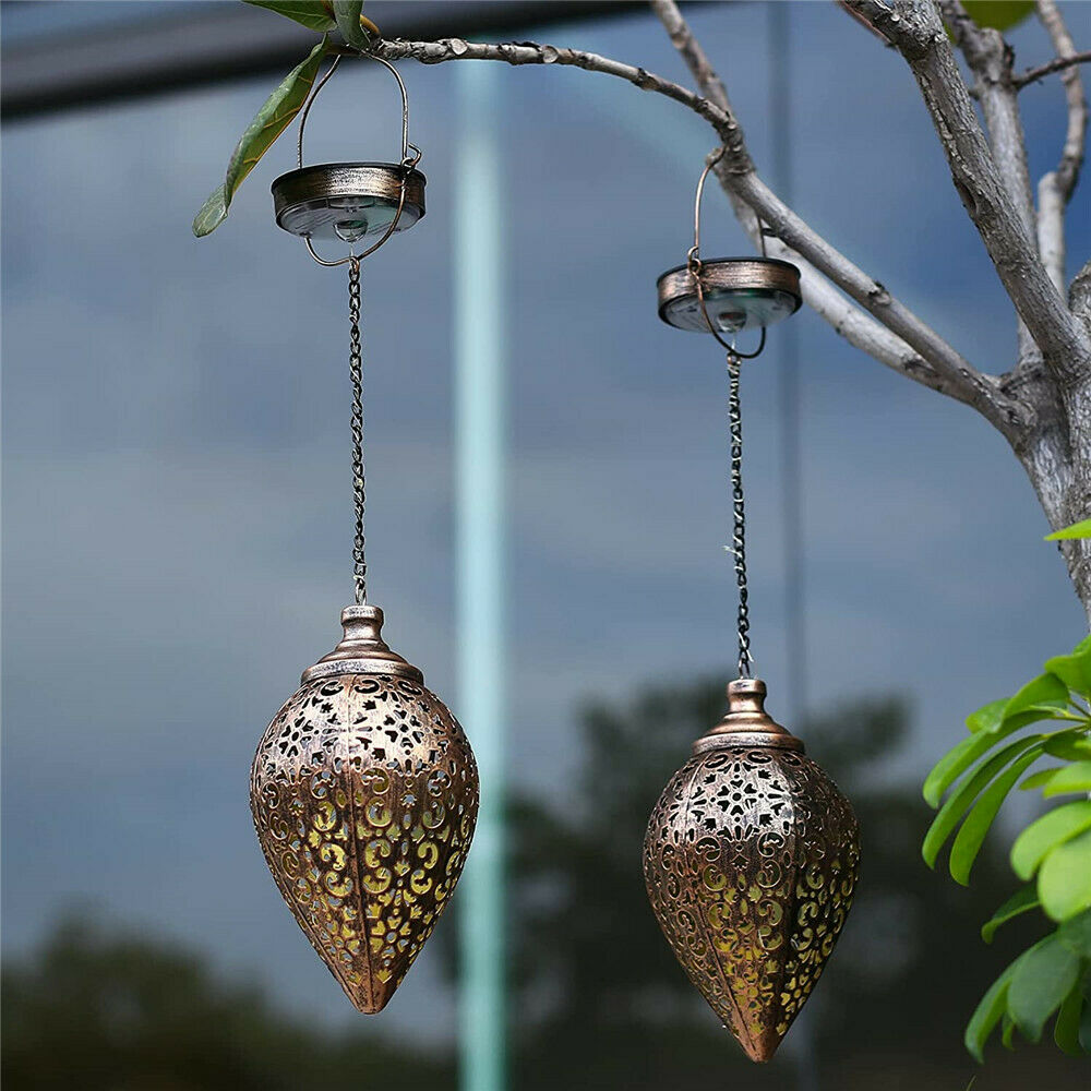 Hanging Solar Lights Solar Lantern LED Garden Lights Metal Lamp Waterproof for Outdoor，Home Decorative，Party，Festival，Christmas